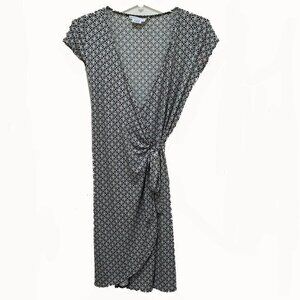 Maggy London cap sleeve wrap dress - Size 16